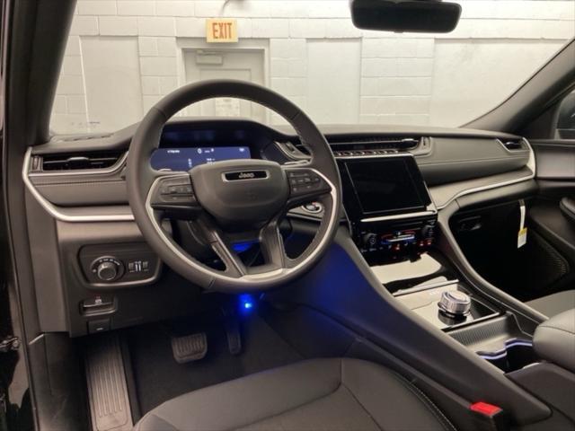 new 2025 Jeep Grand Cherokee L car, priced at $36,929