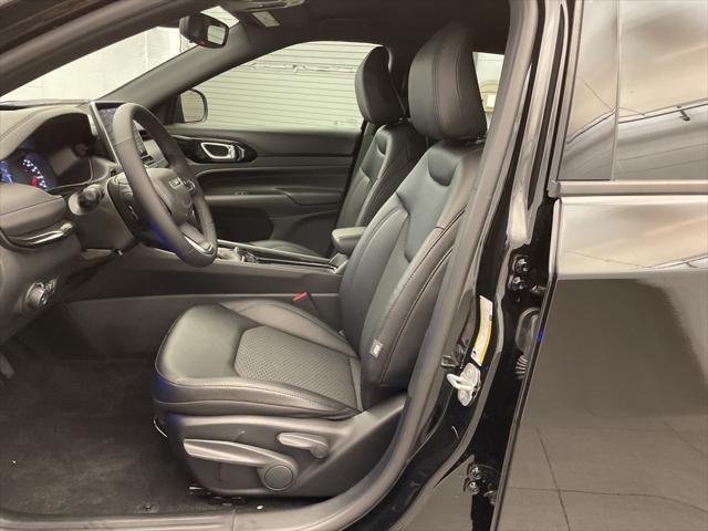 new 2025 Jeep Compass car, priced at $27,834