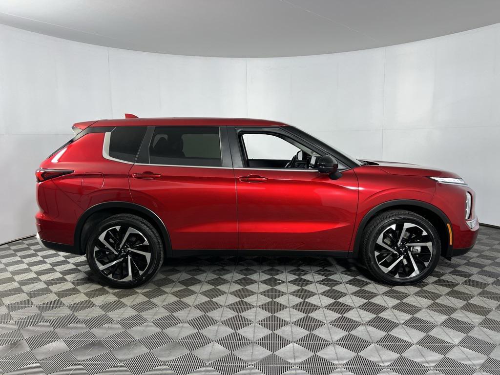 used 2024 Mitsubishi Outlander car, priced at $25,973