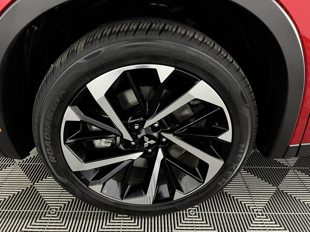 used 2024 Mitsubishi Outlander car, priced at $25,973