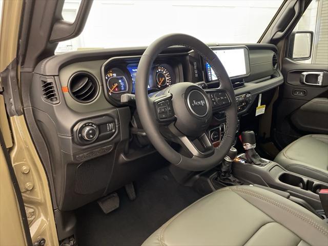 new 2025 Jeep Gladiator car, priced at $52,178