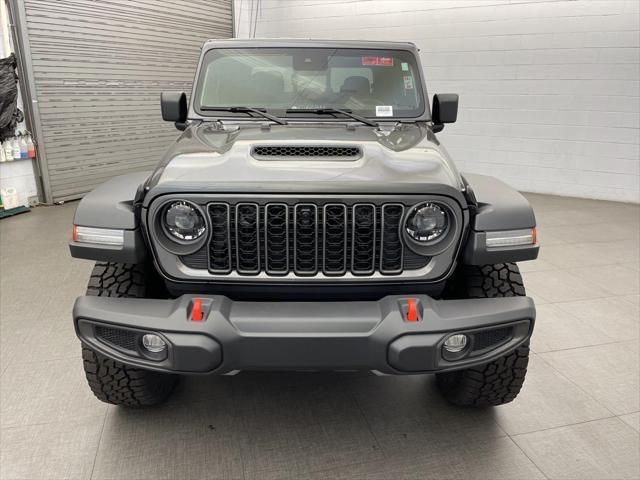 new 2024 Jeep Gladiator car, priced at $55,889