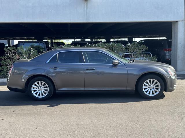 used 2014 Chrysler 300 car
