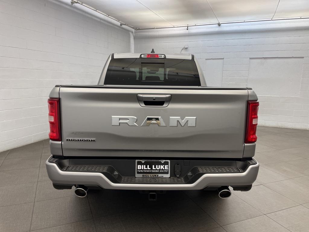 new 2025 Ram 1500 car, priced at $43,014