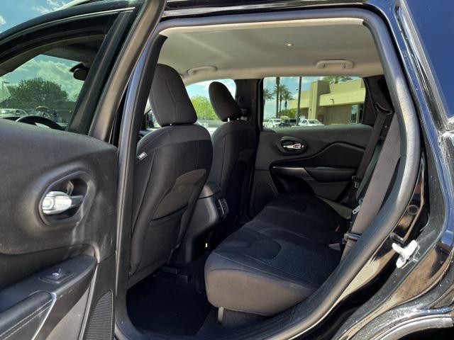 used 2020 Jeep Cherokee car, priced at $16,775