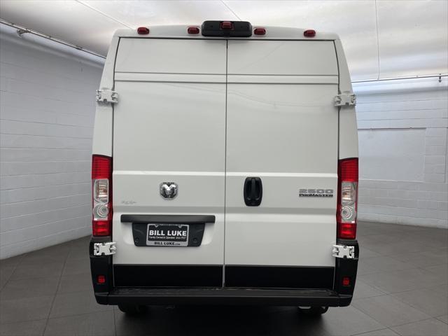 new 2025 Ram ProMaster 2500 car, priced at $47,445