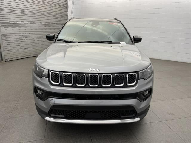 new 2024 Jeep Compass car, priced at $30,395