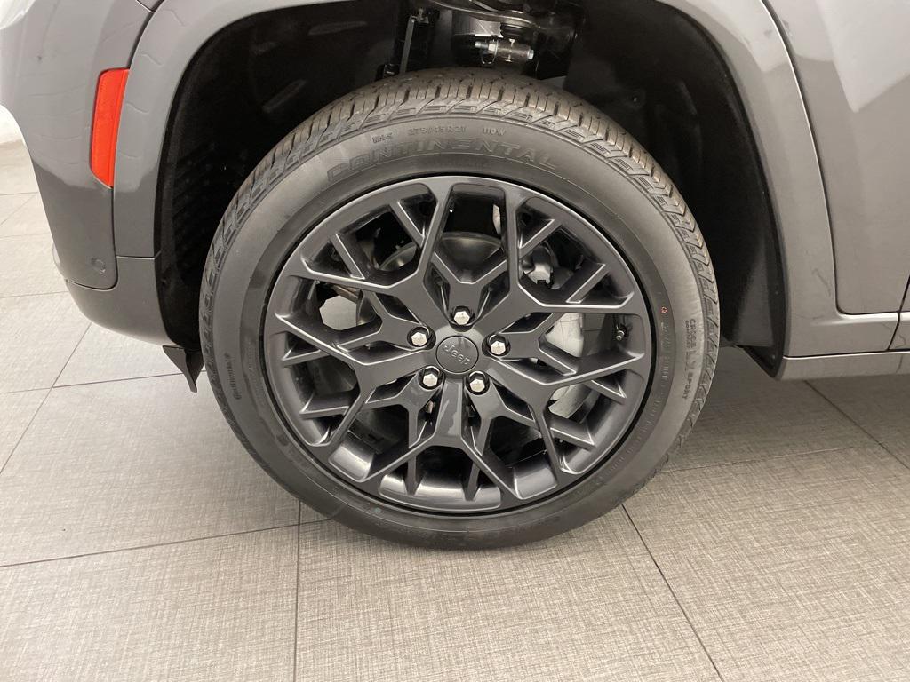 new 2025 Jeep Grand Cherokee car, priced at $64,277