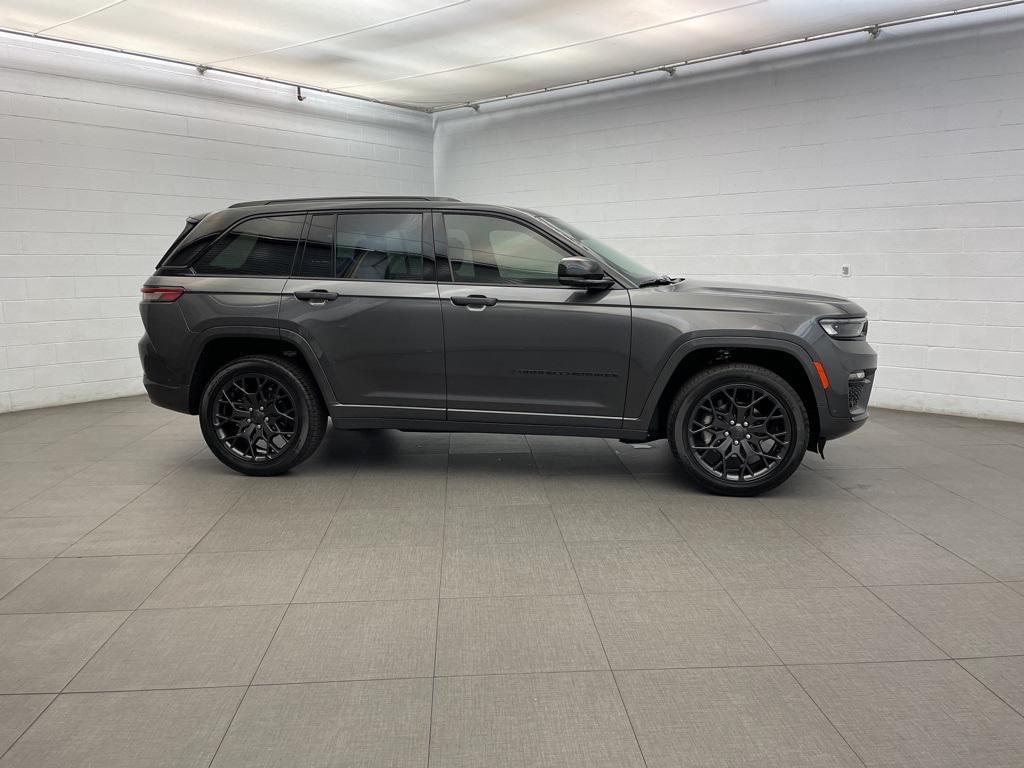 new 2025 Jeep Grand Cherokee car, priced at $64,277