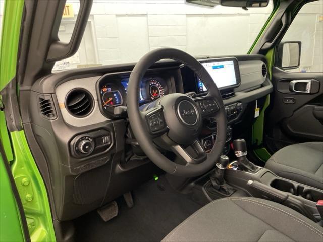 new 2025 Jeep Wrangler car, priced at $43,240