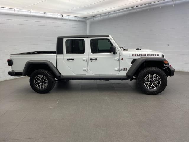 new 2024 Jeep Gladiator car, priced at $55,530