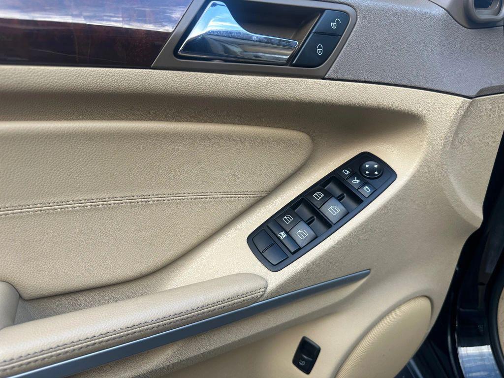 used 2010 Mercedes-Benz M-Class car, priced at $5,995