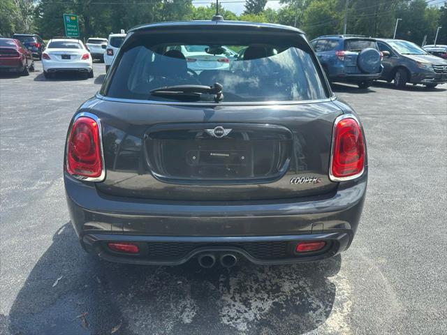 used 2015 MINI Hardtop car, priced at $7,995