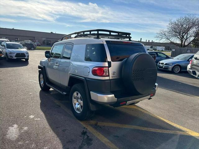 used 2007 Toyota FJ Cruiser car, priced at $14,995