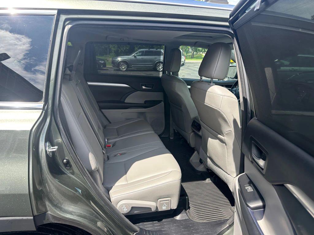 used 2017 Toyota Highlander car, priced at $19,995