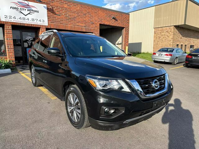 used 2020 Nissan Pathfinder car, priced at $15,495