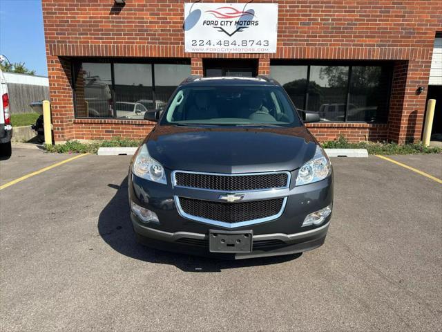 used 2010 Chevrolet Traverse car, priced at $5,995