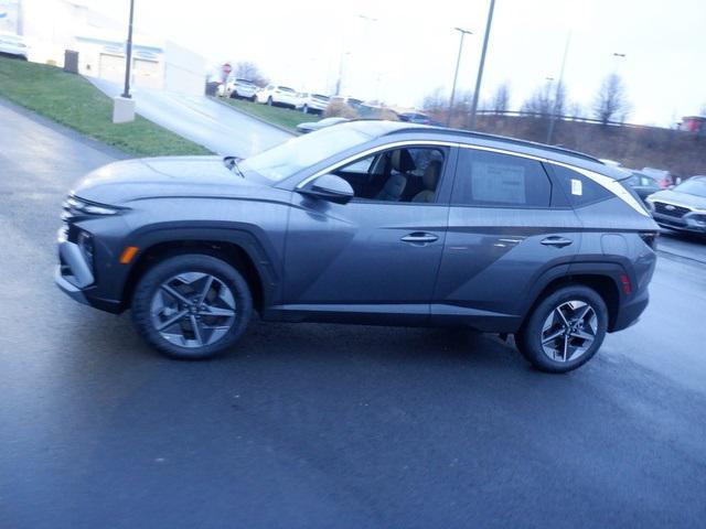 new 2025 Hyundai Tucson Hybrid car, priced at $37,495