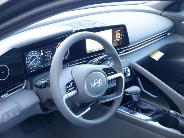 new 2024 Hyundai Elantra HEV car, priced at $27,815