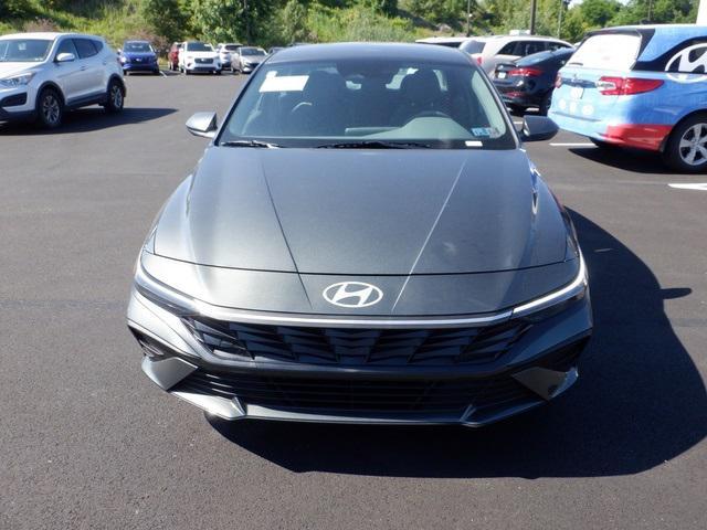 new 2024 Hyundai Elantra HEV car, priced at $27,815