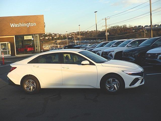 new 2025 Hyundai Elantra car, priced at $23,775