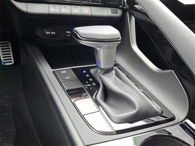 new 2025 Hyundai Elantra car, priced at $28,995