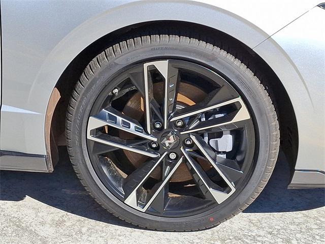 new 2025 Hyundai Sonata car, priced at $36,425
