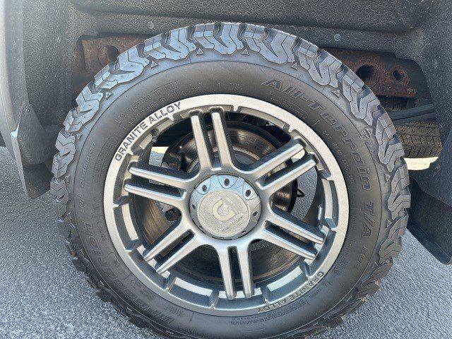 used 2018 GMC Sierra 1500 car, priced at $33,987