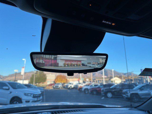 used 2022 Chevrolet Silverado 1500 car, priced at $43,215