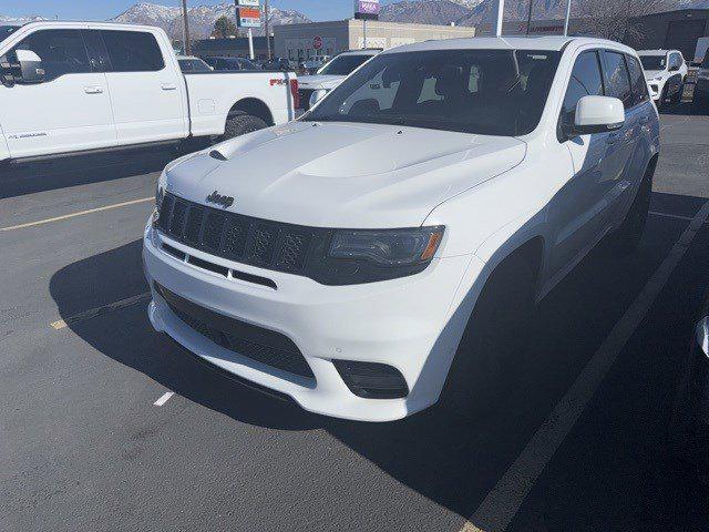 used 2017 Jeep Grand Cherokee car, priced at $39,104