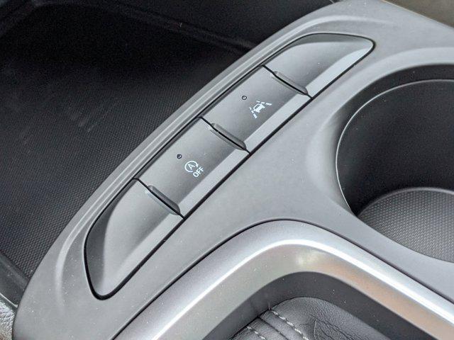 new 2025 Buick Envista car, priced at $25,355