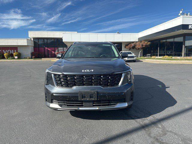 used 2024 Kia Sorento car, priced at $28,100