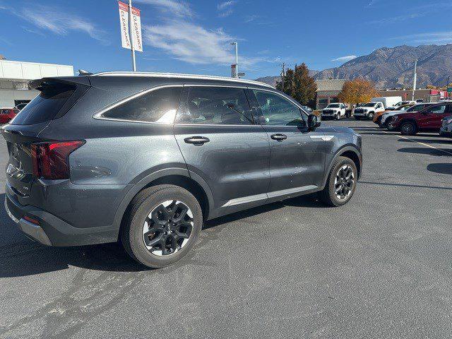 used 2024 Kia Sorento car, priced at $28,100