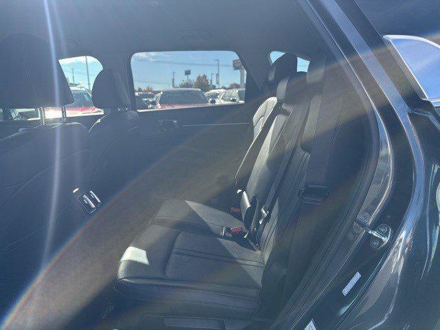 used 2024 Kia Sorento car, priced at $28,100