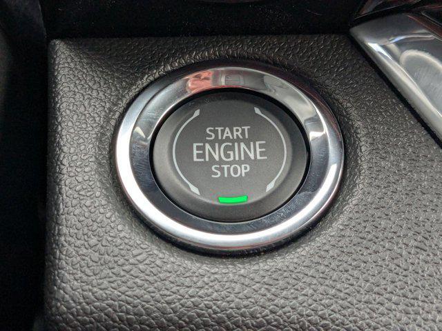 new 2025 Buick Envista car, priced at $31,421