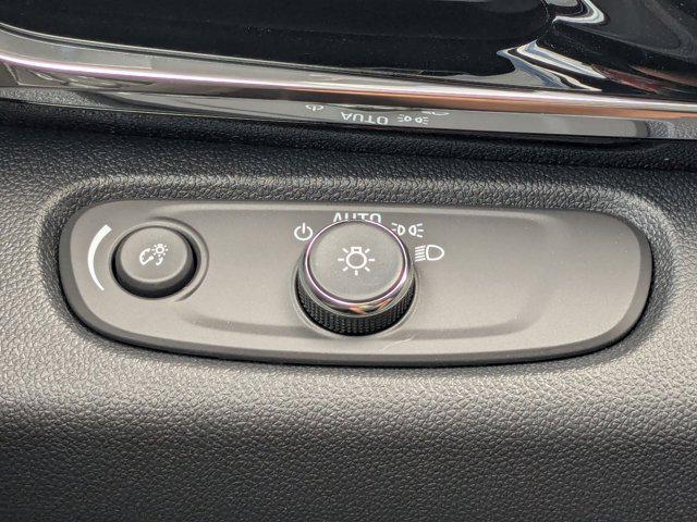 new 2025 Buick Envista car, priced at $31,421