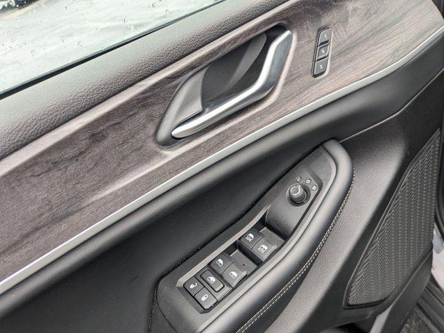 used 2024 Jeep Grand Cherokee L car, priced at $40,526