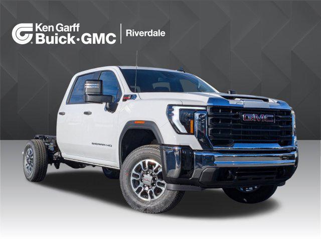 new 2025 GMC Sierra 3500 car, priced at $66,798