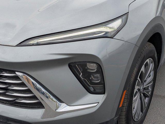 new 2025 Buick Envision car, priced at $36,777