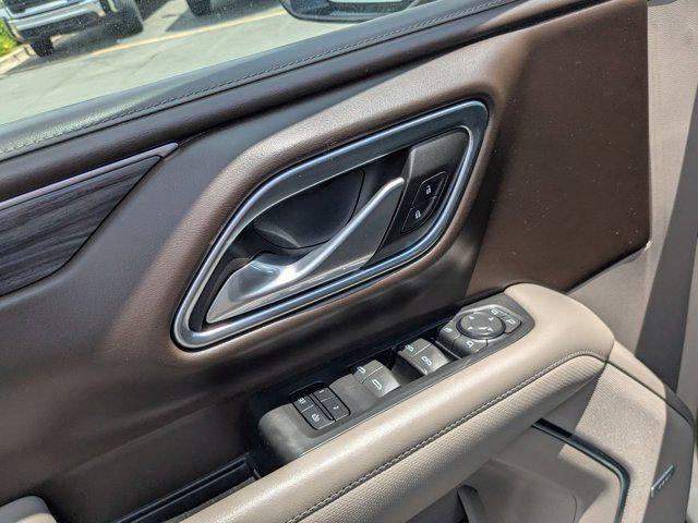 used 2021 GMC Yukon XL car, priced at $49,695