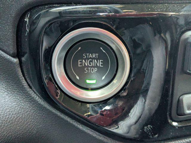 new 2025 GMC Sierra 1500 car, priced at $52,203