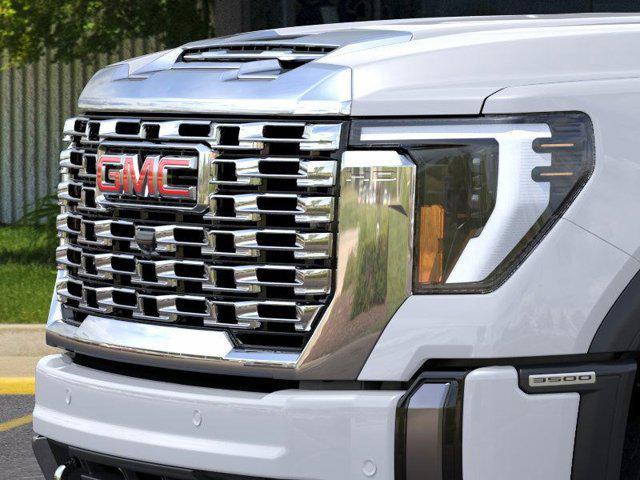 new 2025 GMC Sierra 3500 car, priced at $77,205