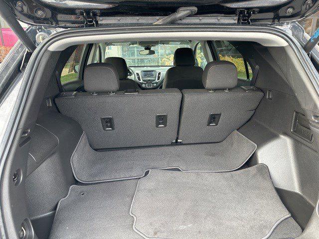 used 2023 Chevrolet Equinox car, priced at $21,861