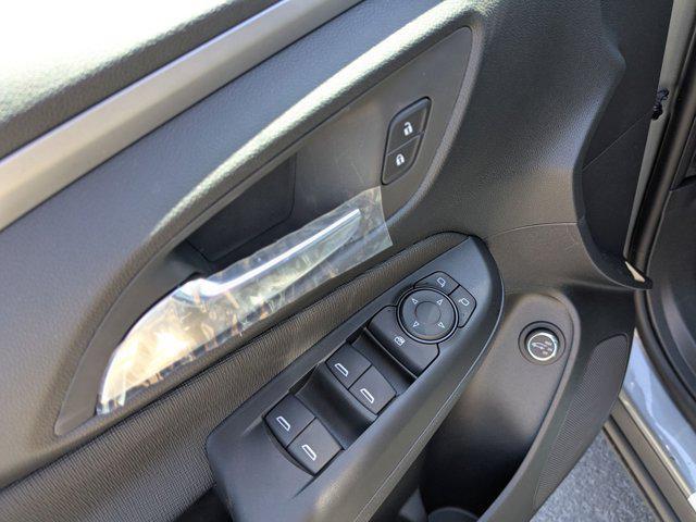 new 2025 Buick Envista car, priced at $27,393