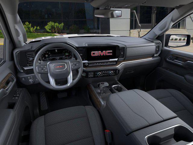 new 2025 GMC Sierra 1500 car, priced at $55,733