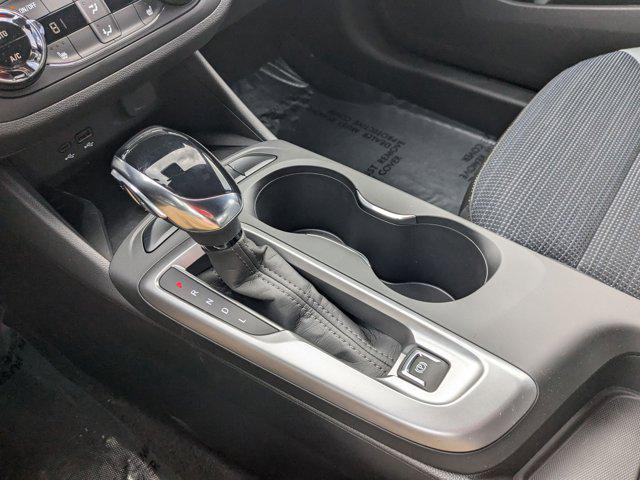 new 2025 Buick Envista car, priced at $26,994