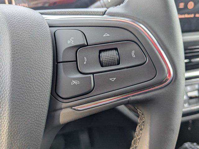 new 2025 Buick Envista car, priced at $27,576