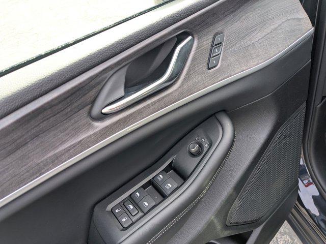 used 2024 Jeep Grand Cherokee L car, priced at $39,609