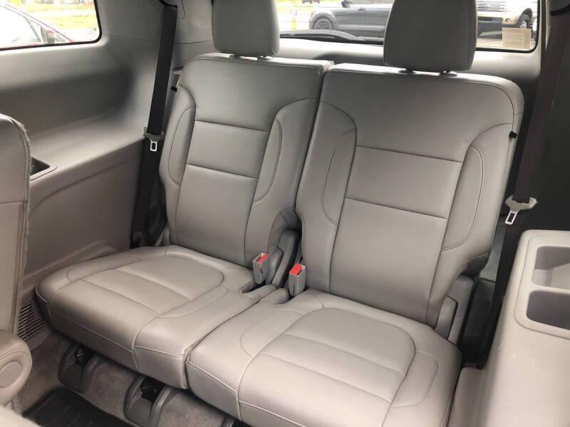 used 2017 GMC Acadia car, priced at $11,335
