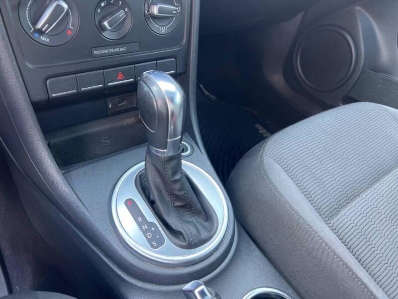 used 2016 Volkswagen Beetle car, priced at $9,485